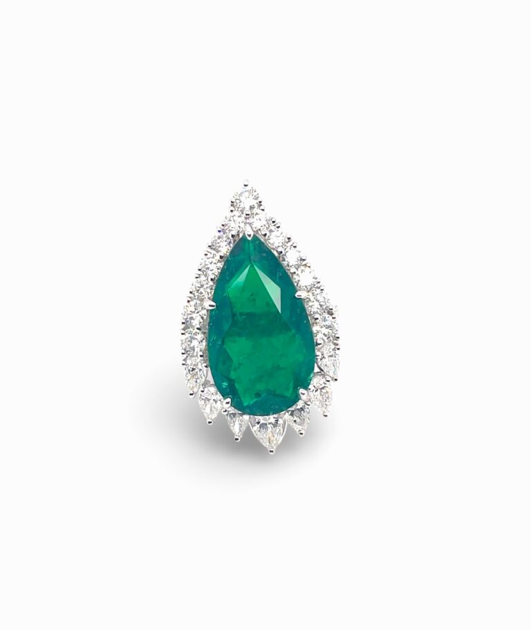 Emerald Pear Shape Ring